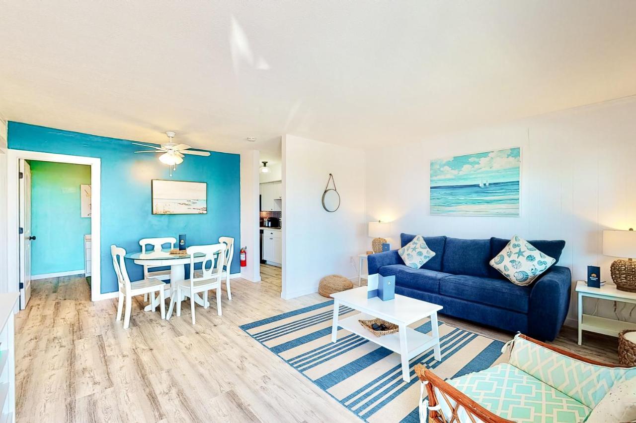 Barefoot And Tan Cocoa Beach Exterior photo